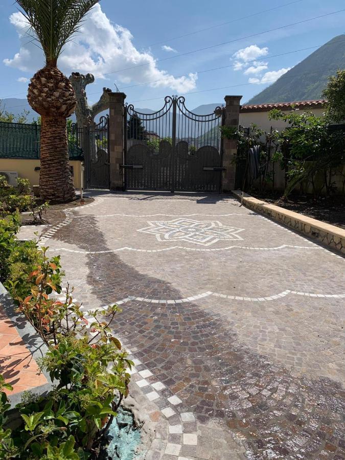 Villa Lucia Кастелламмаре-ди-Стабия Экстерьер фото